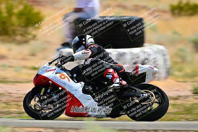 media/Apr-13-2025-TrackXperience (Sun) [[fb1ef998a6]]/Level 2 (Intermediate)/Turn 2 (Session 5)/